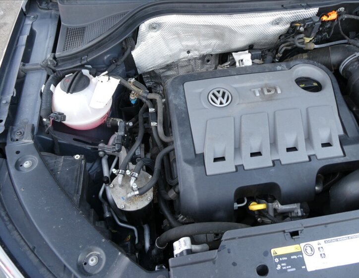 Volkswagen Tiguan SUV 2,0 l 103 kw