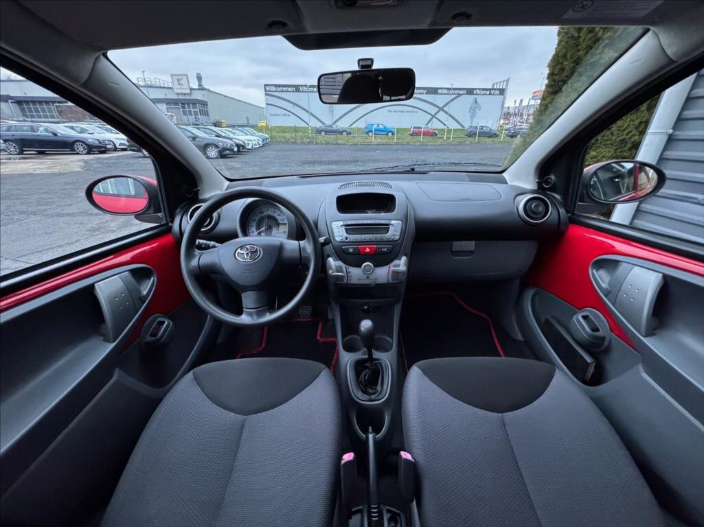 Toyota Aygo Hatchback 998,0 50 kw