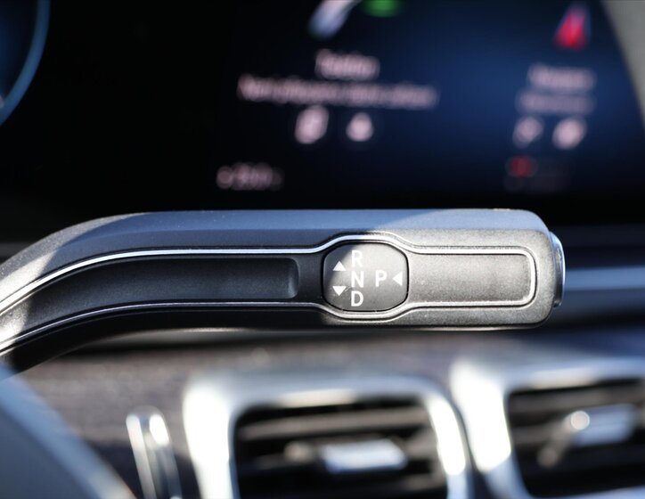 Mercedes-Benz GLS SUV 2,9 l 243 kw