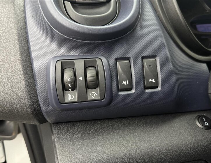 Opel Vivaro Skříň 1,6 l 89 kw