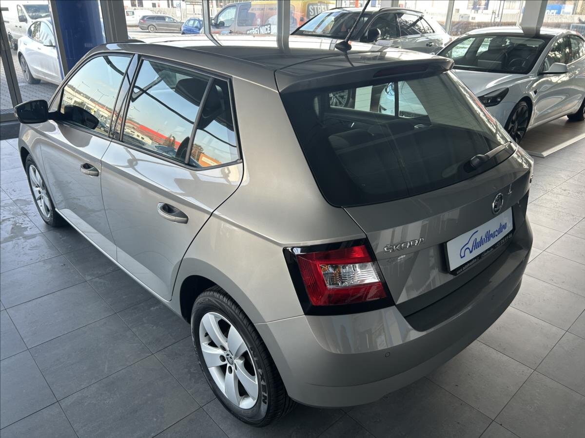 Škoda Fabia Hatchback 1,2 l 66 kw