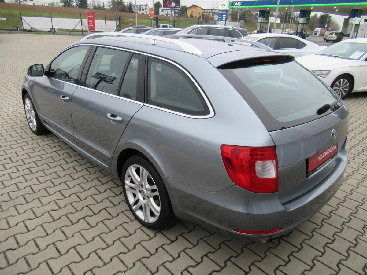 Škoda Superb