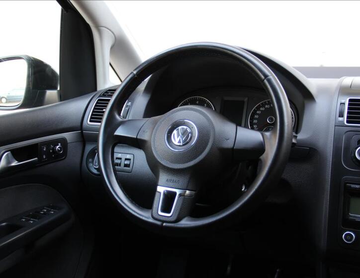 Volkswagen Touran 24