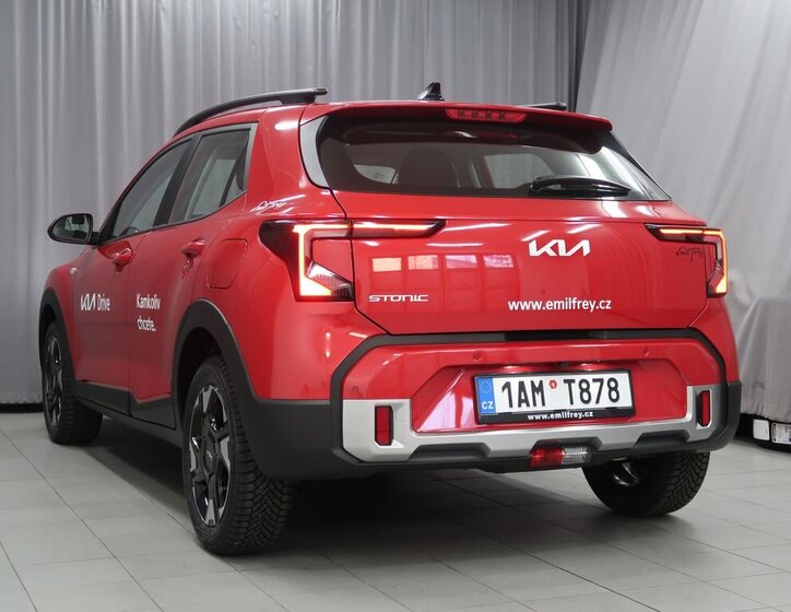 KIA Stonic Hatchback 998,0 74 kw