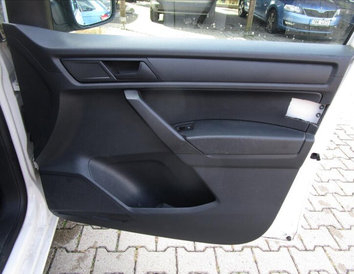 Volkswagen Caddy Skříň 2,0 l 75 kw