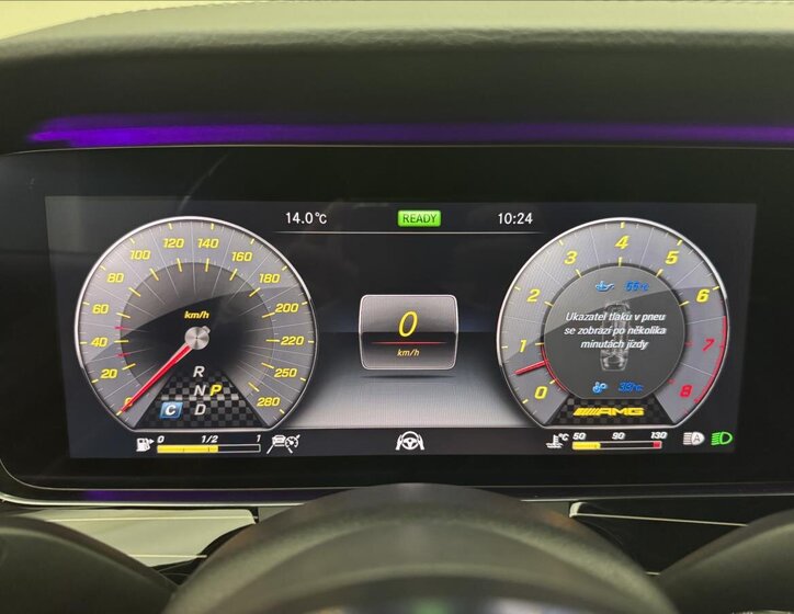 Mercedes-Benz CLS Sedan 3,0 l 320 kw