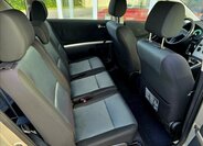 Toyota Corolla Verso 13