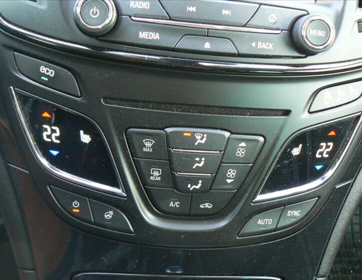 Opel Insignia Kombi 2,0 l 125 kw