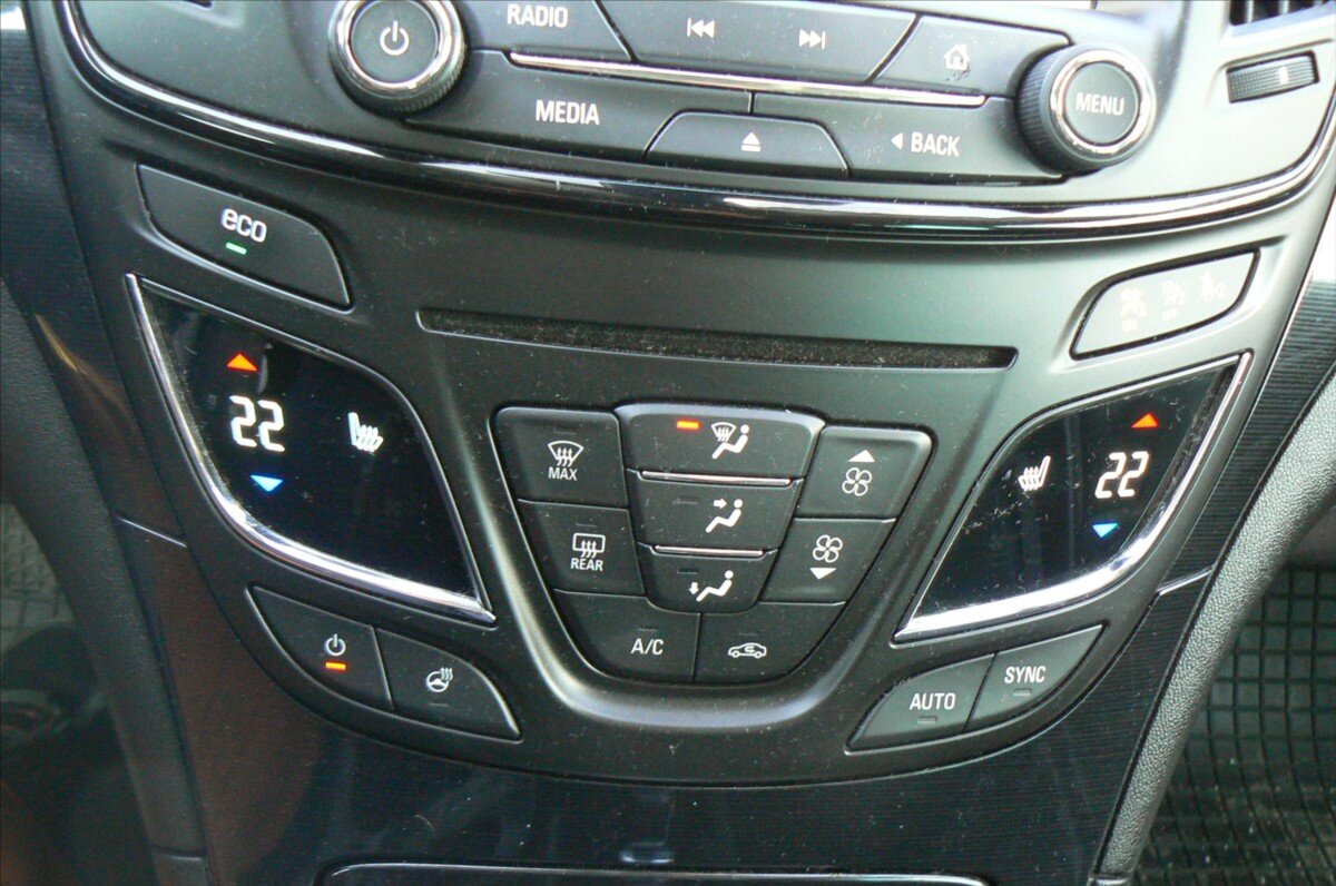 Opel Insignia Kombi 2,0 l 125 kw