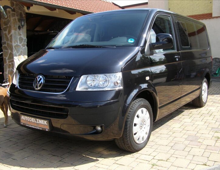 Volkswagen Caravelle Ostatní 2,5 l 128 kw