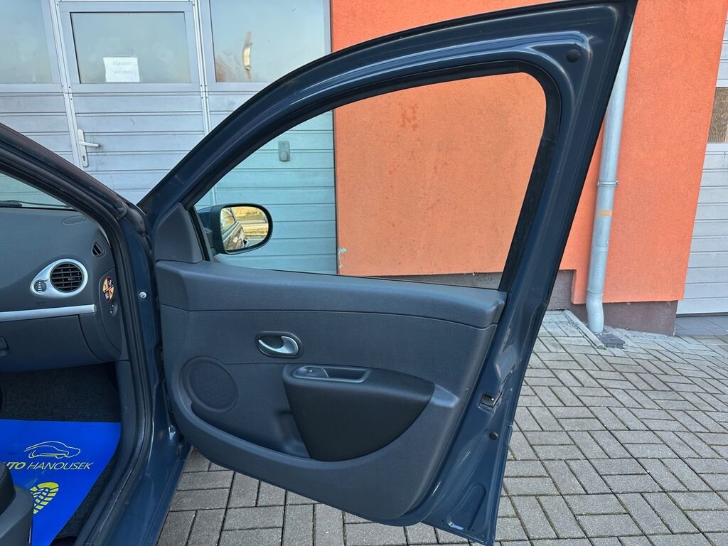 Renault Clio Kombi 1,1 l 76 kw
