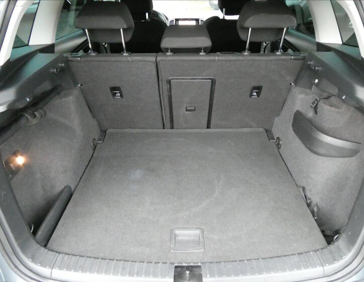 Škoda Karoq SUV / Terénní 2,0 l 110 kw