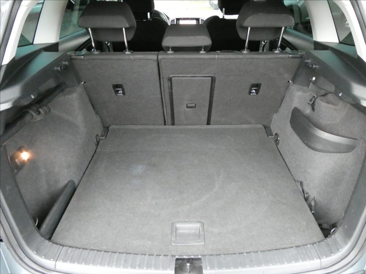 Škoda Karoq SUV / Terénní 2,0 l 110 kw