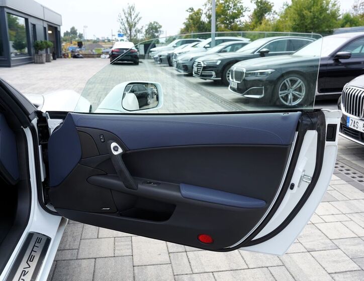 Chevrolet Corvette 30