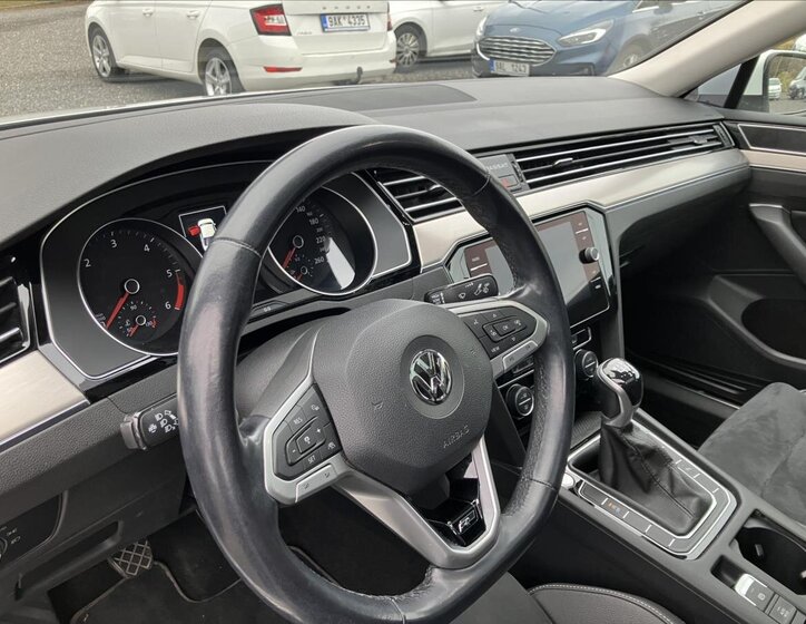 Volkswagen Passat Sedan / Limuzína 2,0 l 110 kw