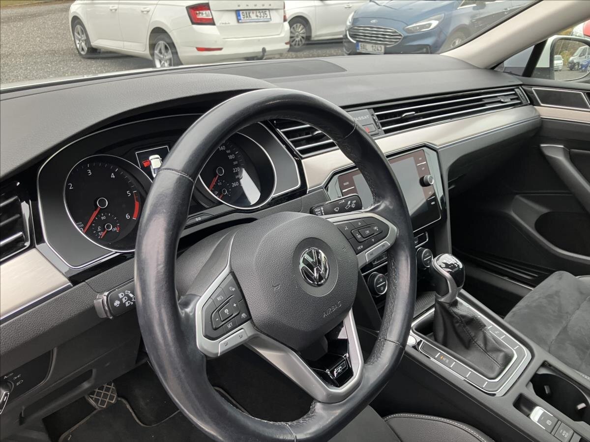Volkswagen Passat Sedan / Limuzína 2,0 l 110 kw