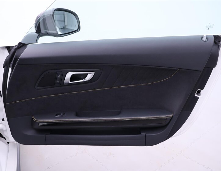 Mercedes-Benz AMG GT Kupé 4,0 l 430 kw