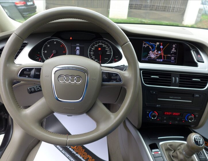 Audi A4 Kombi 2,0 l 105 kw