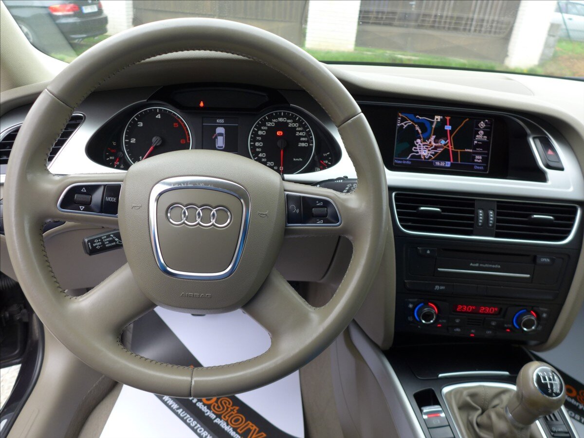 Audi A4 Kombi 2,0 l 105 kw