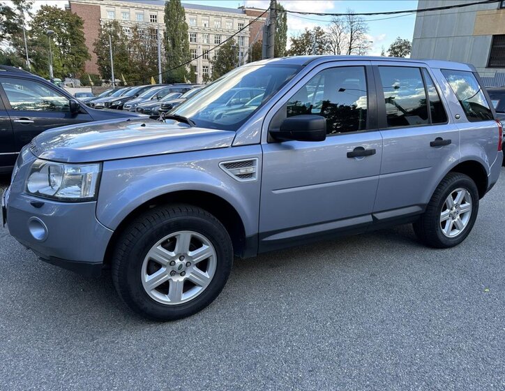 Land Rover Freelander SUV / Terénní 2,2 l 112 kw