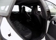 Tesla Model S 21