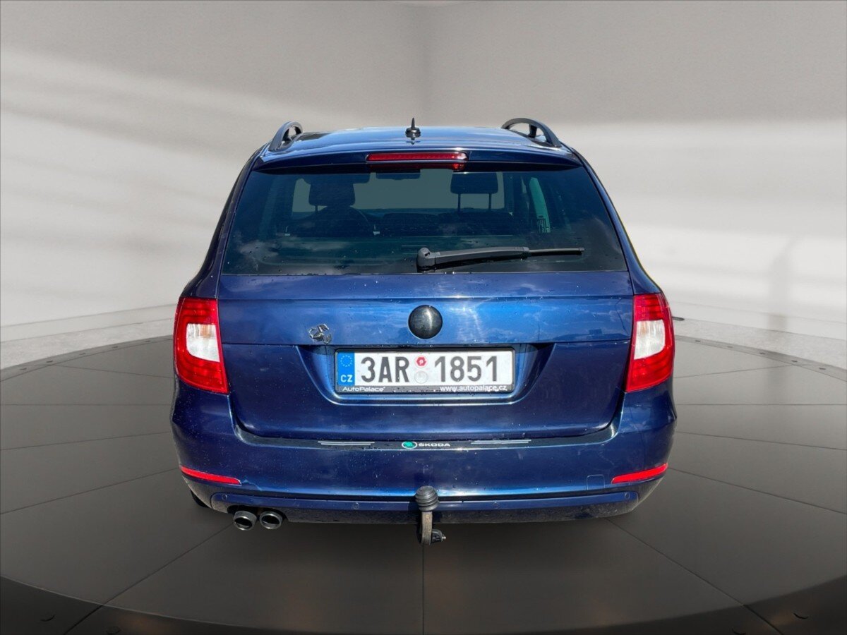 Škoda Superb Kombi 2,0 l 103 kw