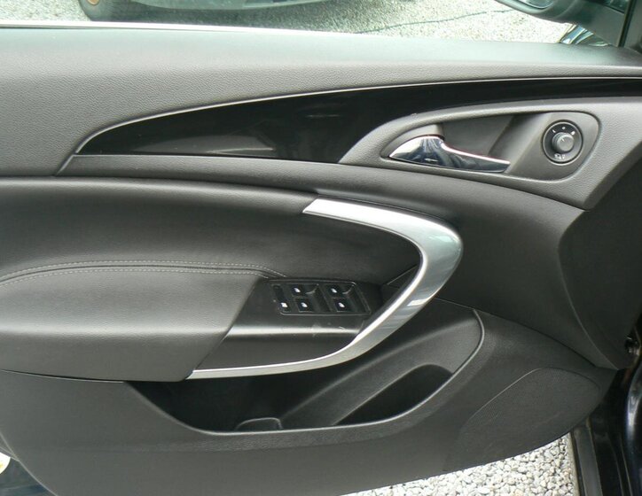 Opel Insignia Kombi 2,8 l 191 kw