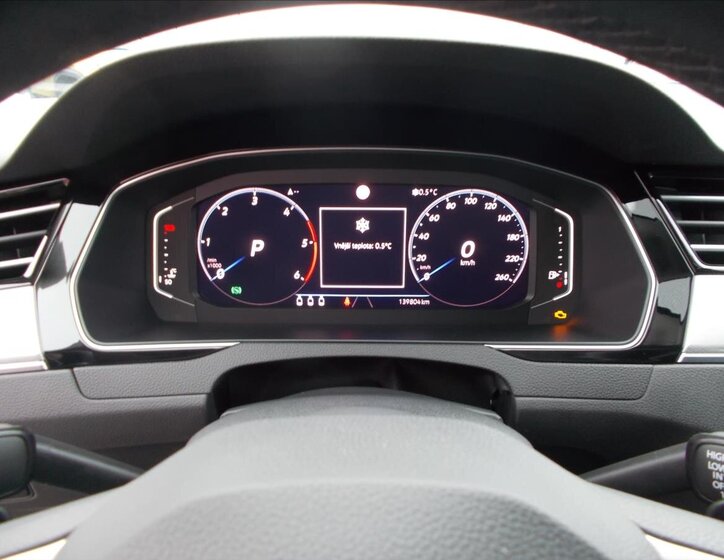 Volkswagen Passat Kombi 2,0 l 110 kw