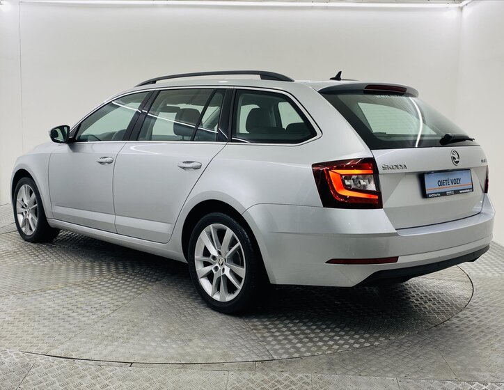 Škoda Octavia 25