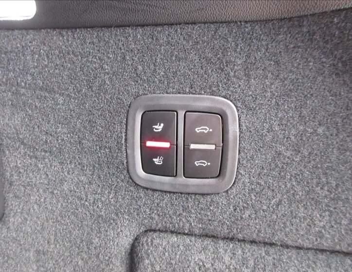 Porsche Cayenne Kombi 2,9 l 324 kw