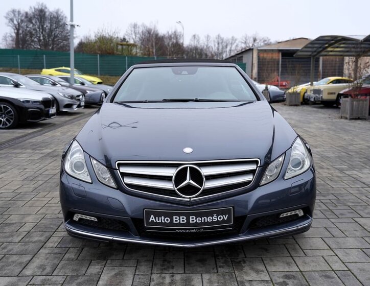 Mercedes-Benz Třídy E 1