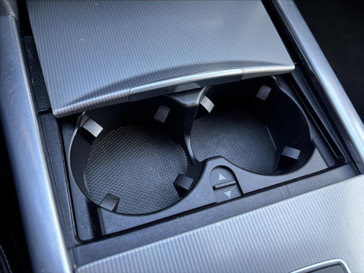 Mercedes-Benz Třídy E Kombi 2,1 l 125 kw