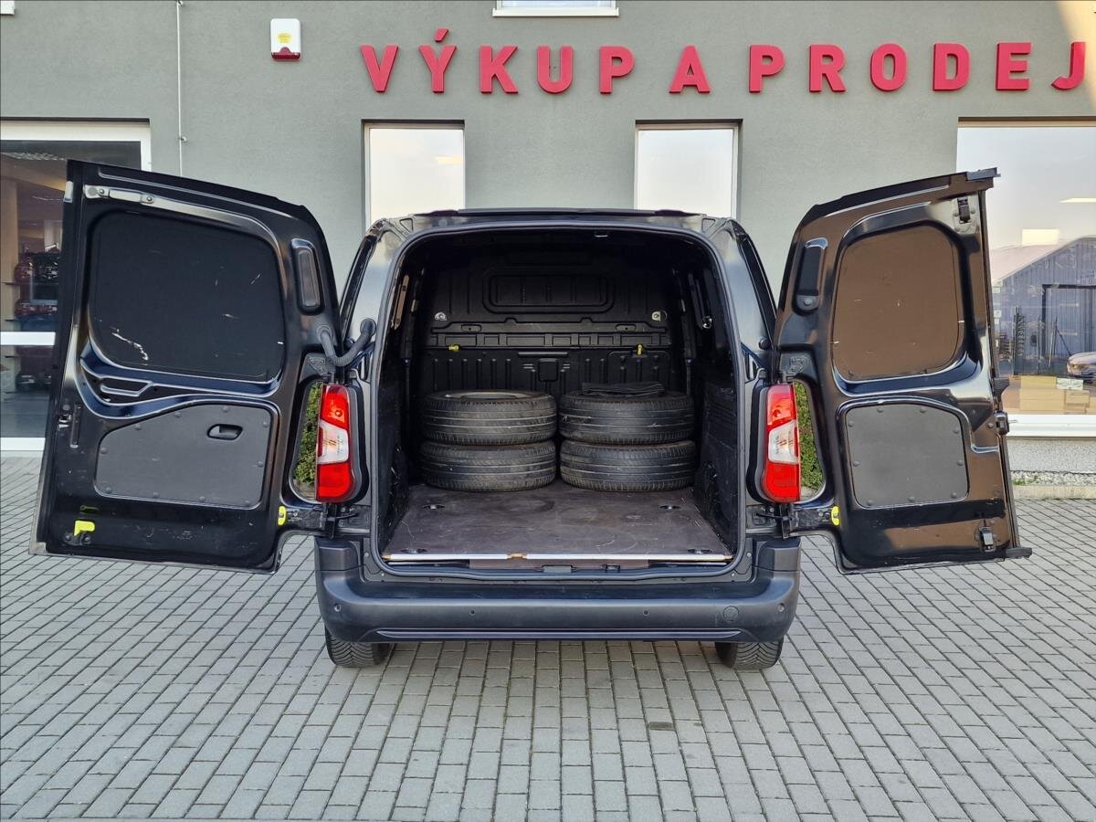 Opel Combo Skříň 1,5 l 75 kw