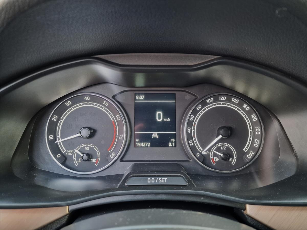 Škoda Scala Hatchback 1,5 l 110 kw