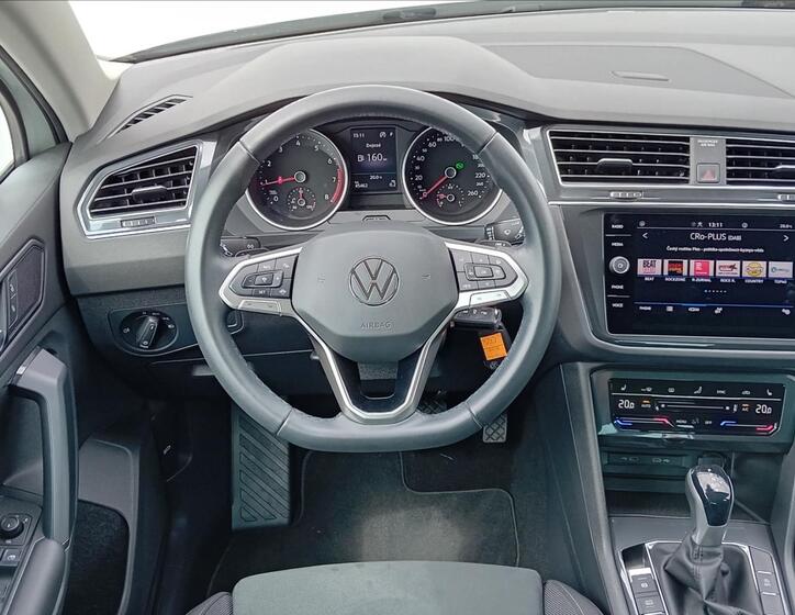 Volkswagen Tiguan 6