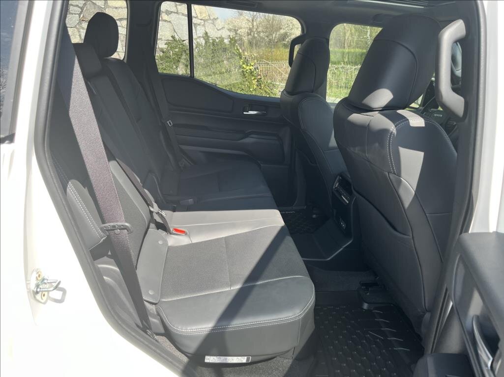 Toyota Land Cruiser Ostatní 2,4 l 243 kw