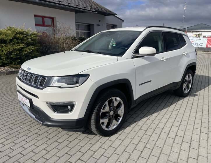 Jeep Compass SUV / Terénní 2,0 l 103 kw