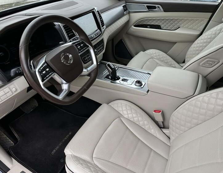 SsangYong Rexton SUV / Terénní 2,2 l 148 kw