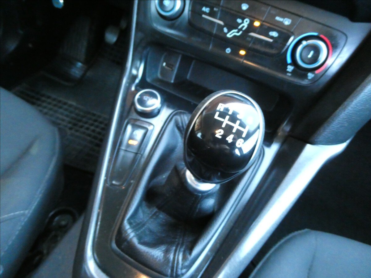 Ford Focus Kombi 1,5 l 70 kw