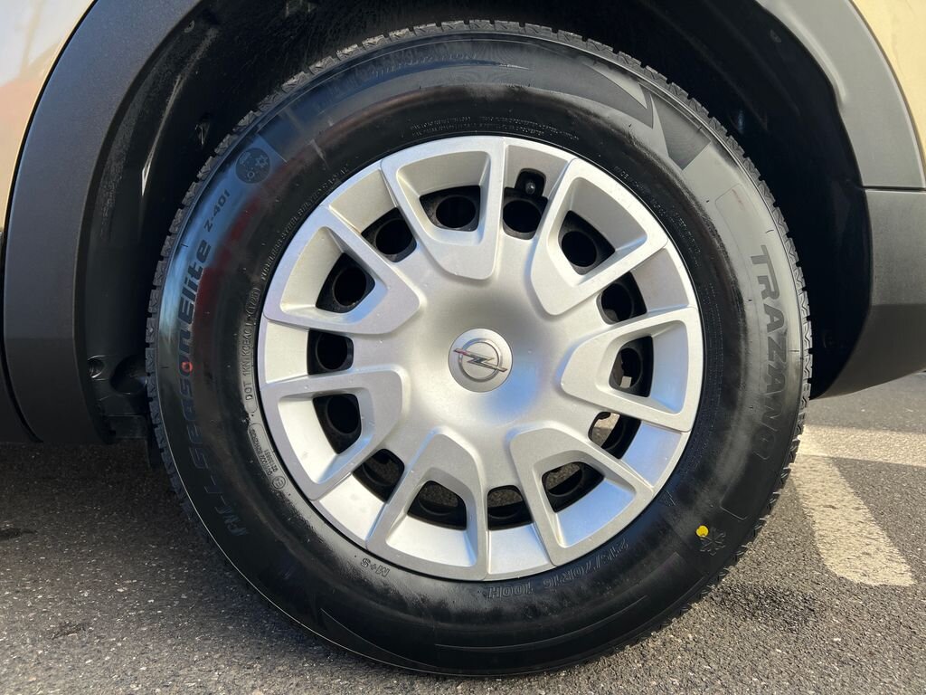 Opel Grandland X Hatchback 1,2 l 96 kw