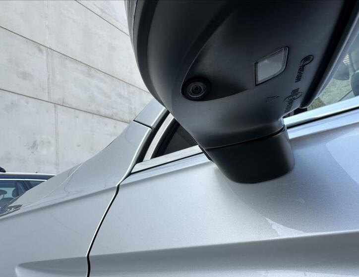 Volkswagen Tiguan 30