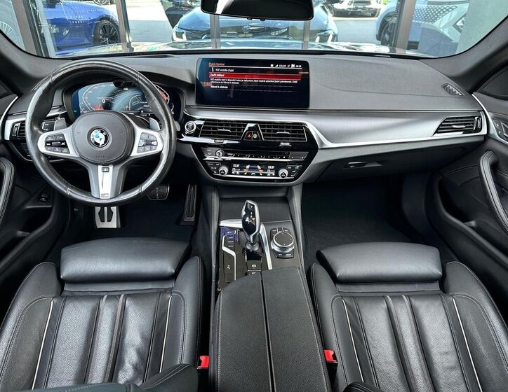 BMW Řada 5 Kombi 3,0 l 245 kw