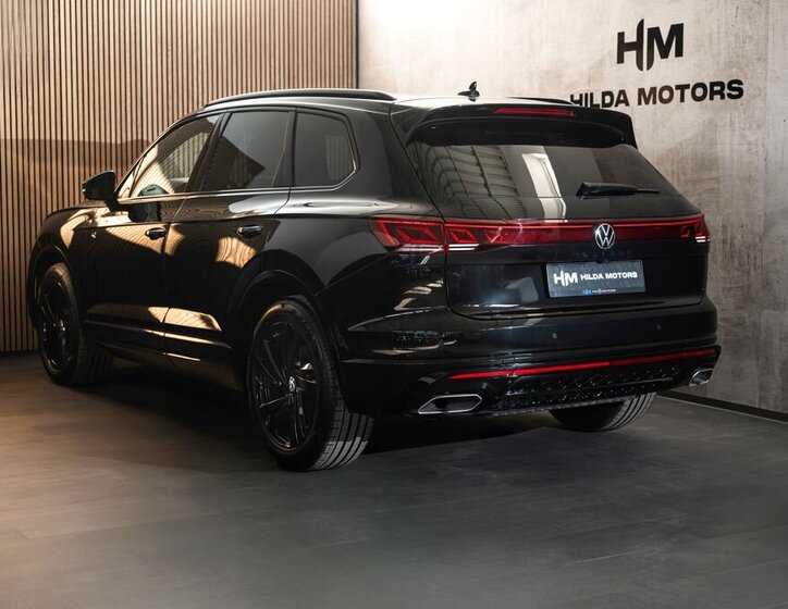 Volkswagen Touareg SUV / Terénní 3,0 l 210 kw