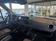 Mercedes-Benz Sprinter 13