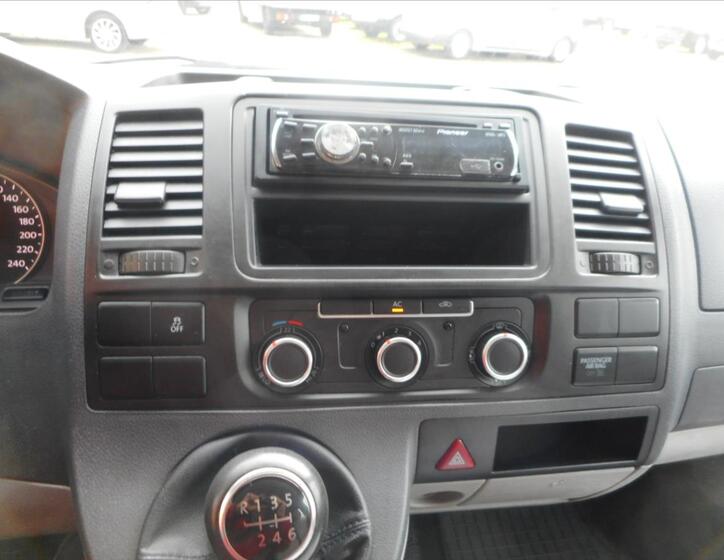 Volkswagen Transporter 13