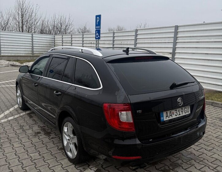 Škoda Superb Kombi 0,0 103 kw