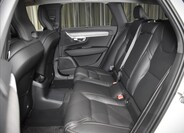 Volvo V90 17