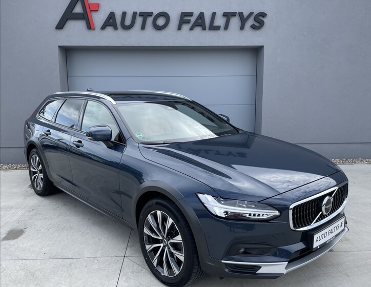 Volvo V90 1