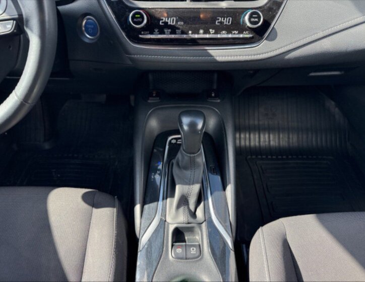 Toyota Corolla Kombi 2,0 l 112 kw