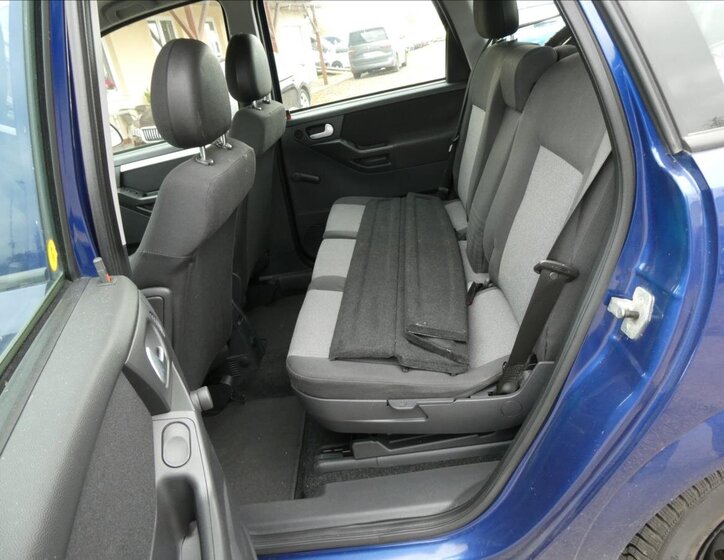 Opel Meriva 16